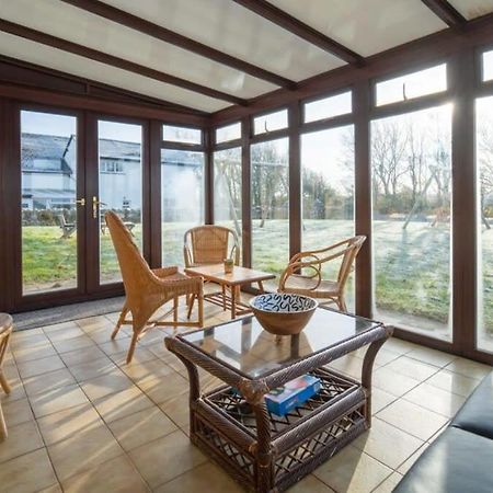 Duo Of Lovely Holiday Cottages Nr Bude - Sleeps 10 Kültér fotó
